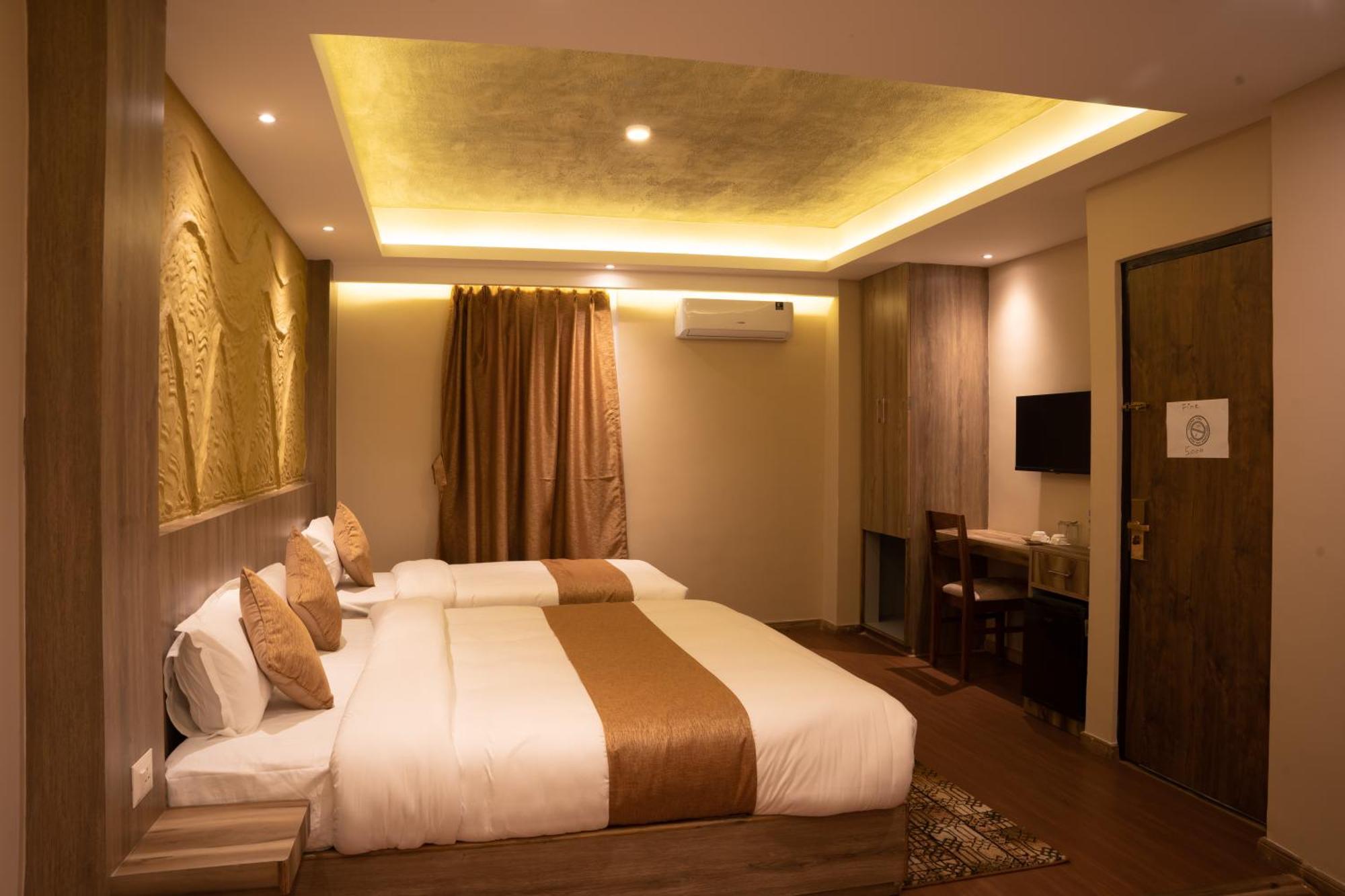Divya Boutique Inn Kathmandu Bagian luar foto